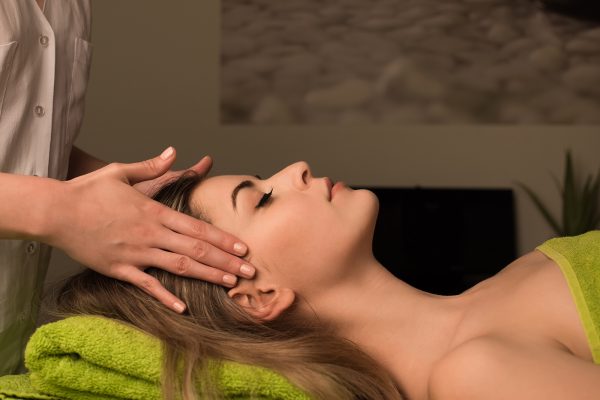 Masaje relajante CAQ centro alternativo quiropractico